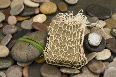 Soap Pouch - Hangs Soap to Dry